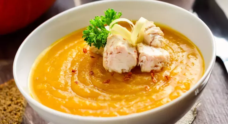 Гарбузовий суп з куркою