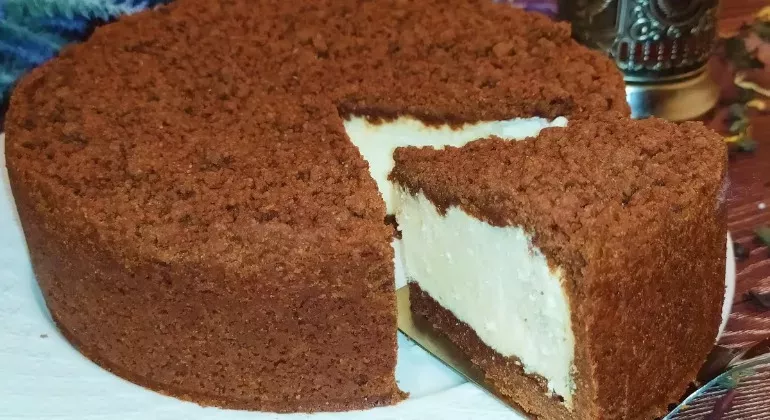 Шоколадно-сирний пиріг у мультиварці