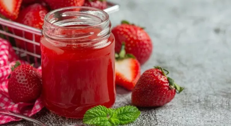 Рецепт перетертої полуниці зі смаком літа