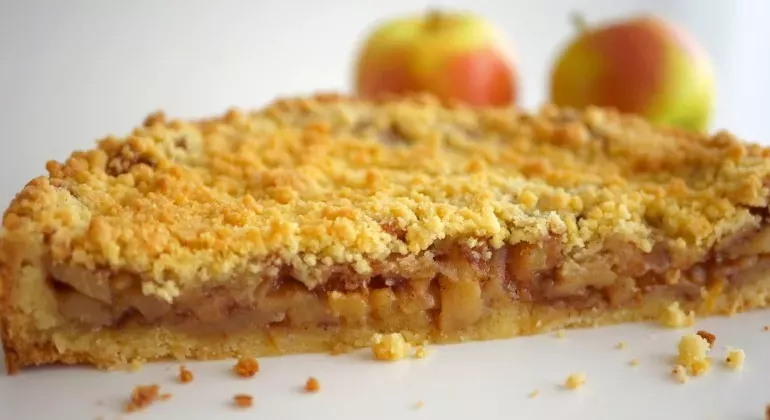 Рецепт тертого пирога з яблуками