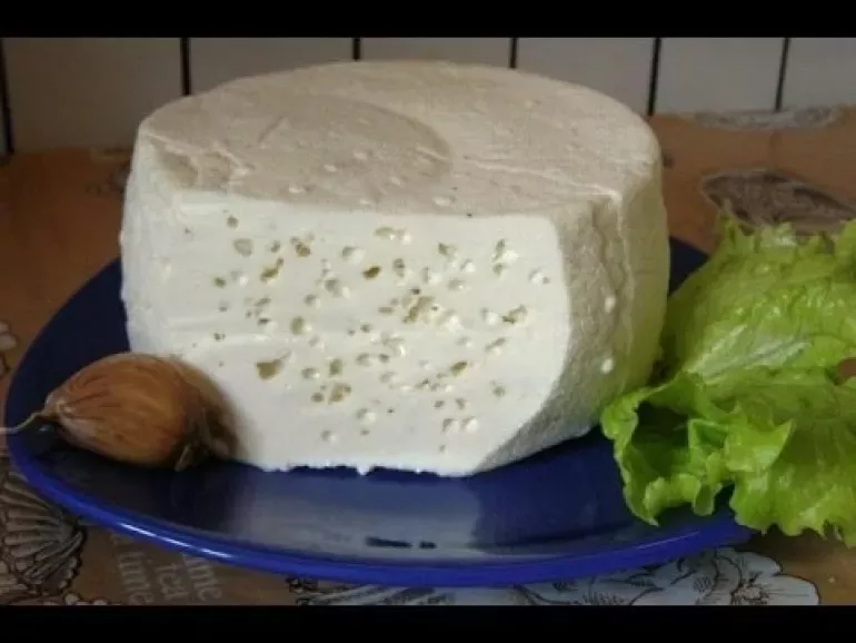 Домашній сир із козячого молока: простий рецепт