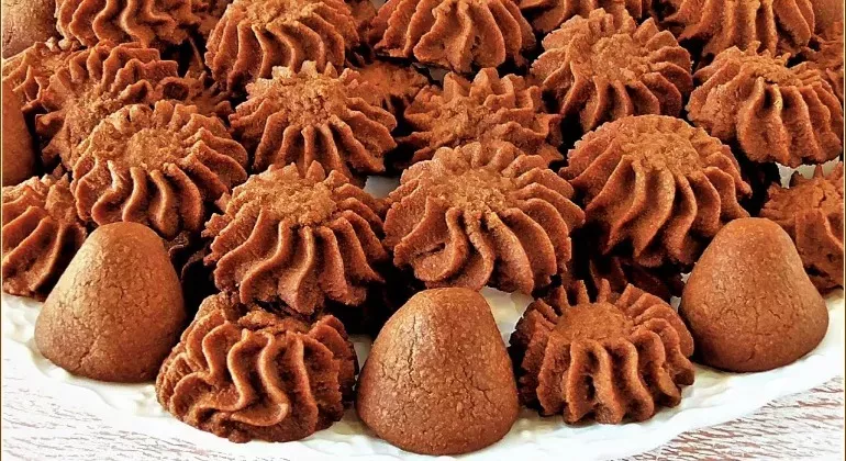 Шоколадне пісочне печиво