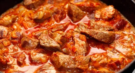 Підсмажка зі свинини: рецепт на сковороді
