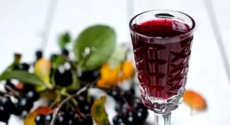 Смачна насолода: Вино з черемхи
