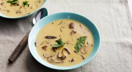 Молочний суп з грибами - ніжний смак з кремовою консистенцією