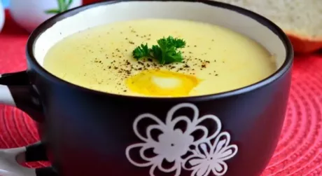 Картопляний суп-пюре з сиром