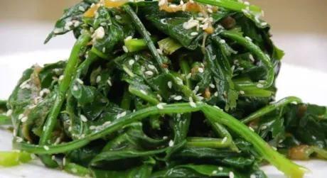 Салат зі шпинату по-корейськи
