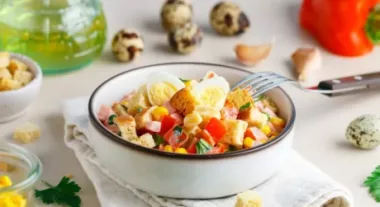 Салат з шинкою, куркою та апельсином - рецепт для святкового столу