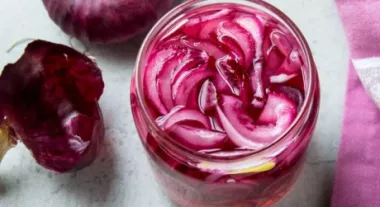 Рецепт маринованої цибулі