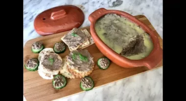 Качиний паштет з ніжною текстурою