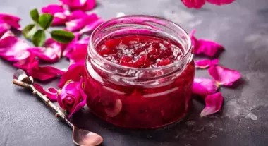 Унікальний рецепт варення з троянди